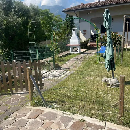 Lidia & Attico Degli Artisti, Free Pets , Giardino Recintato E Attrezzato Villa