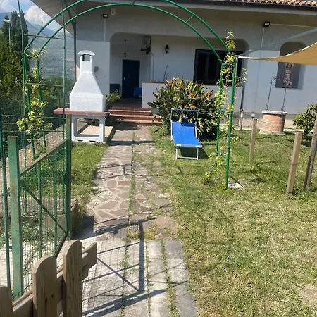Lidia & Attico Degli Artisti, Free Pets , Giardino Recintato E Attrezzato * Minturno